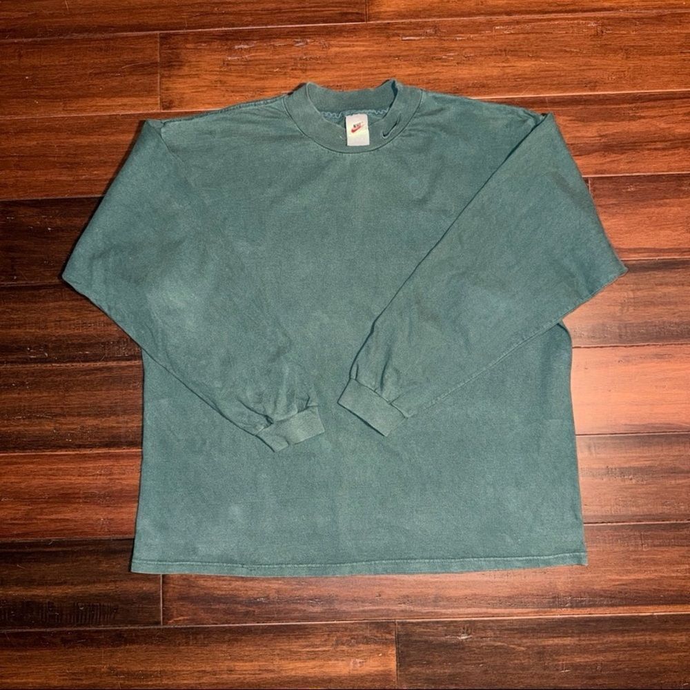 90s Vintage Nike Long Sleeve T-Shirt